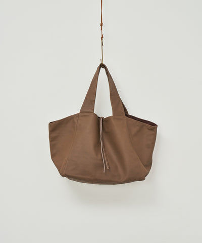 #11《BF SALE 20%》ダックストートM (dark brown) / やぎ革・ベアー