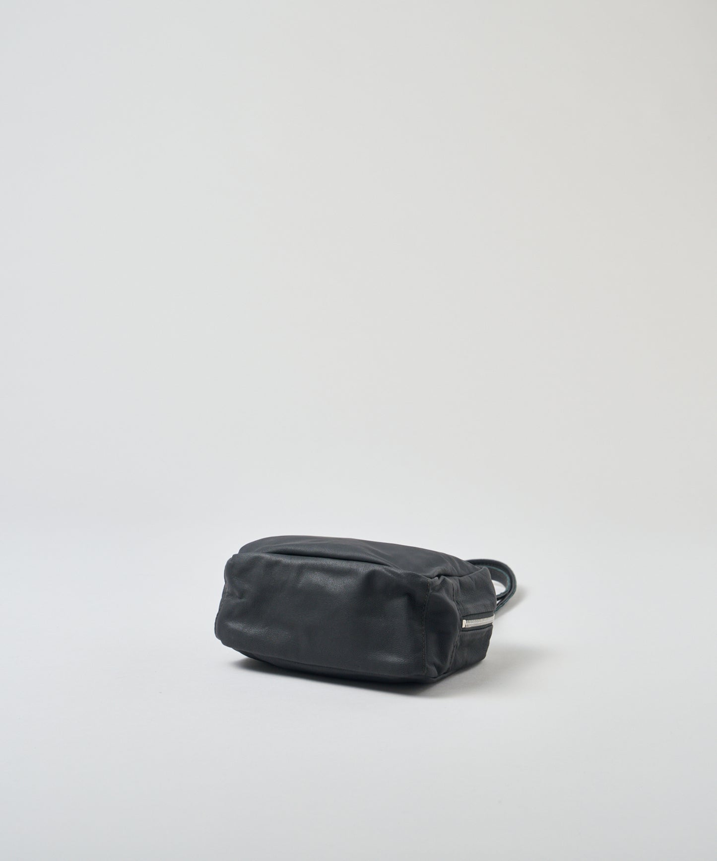 #11《SALE 40%》スラウチーボックスバッグXS (dark brown) / やぎ革・ベアー