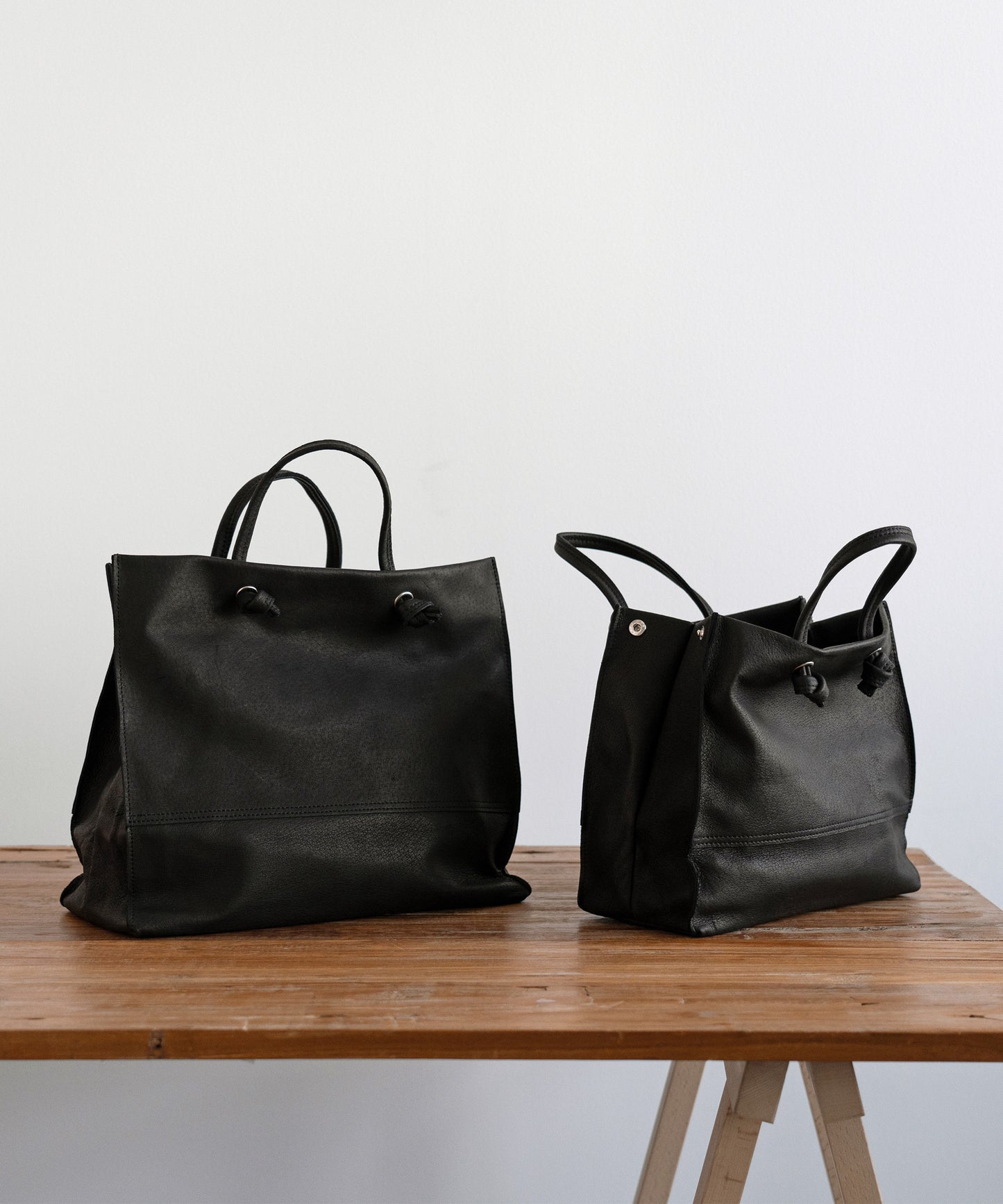 サイズ比較 / 左デイショッパー / 右ミニショッパー