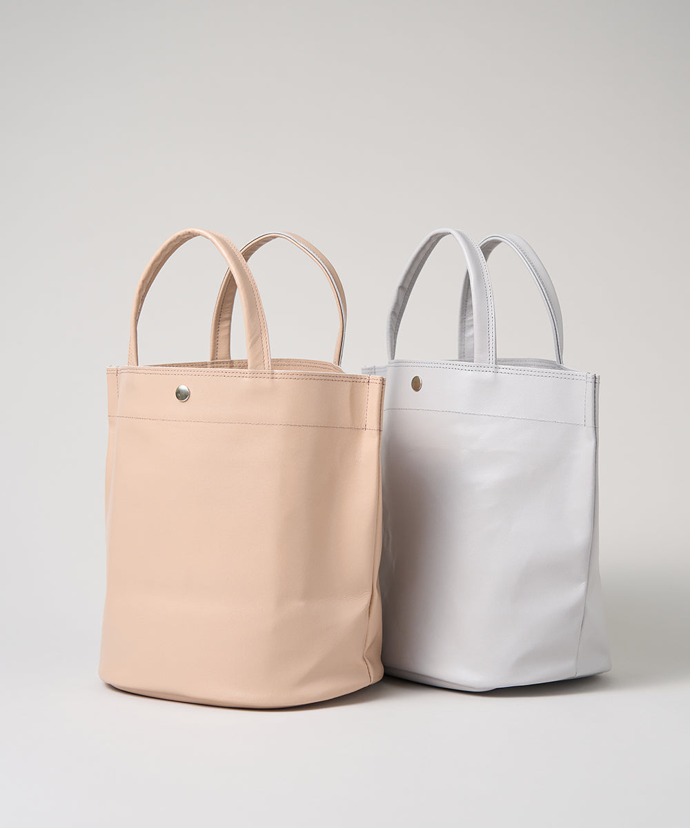 terracotta pink / lavender white