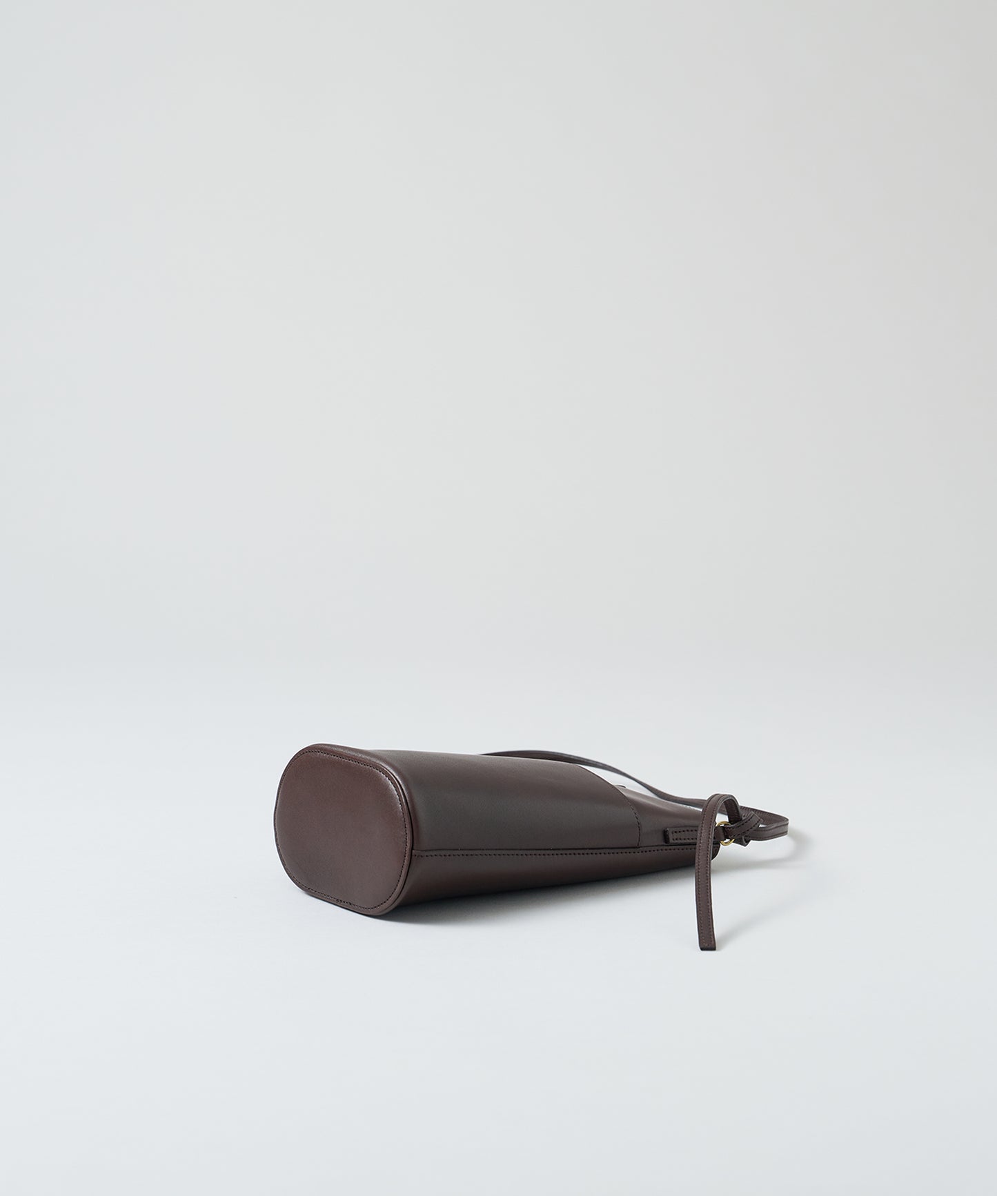 #45《BF SALE 10%》スリークパスXS(bitter brown)/ 牛革・アペルト