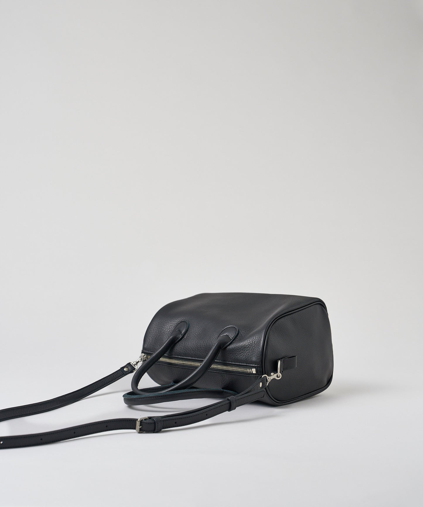 #52/ ミニボストン(black)/ 牛革・バレンシア