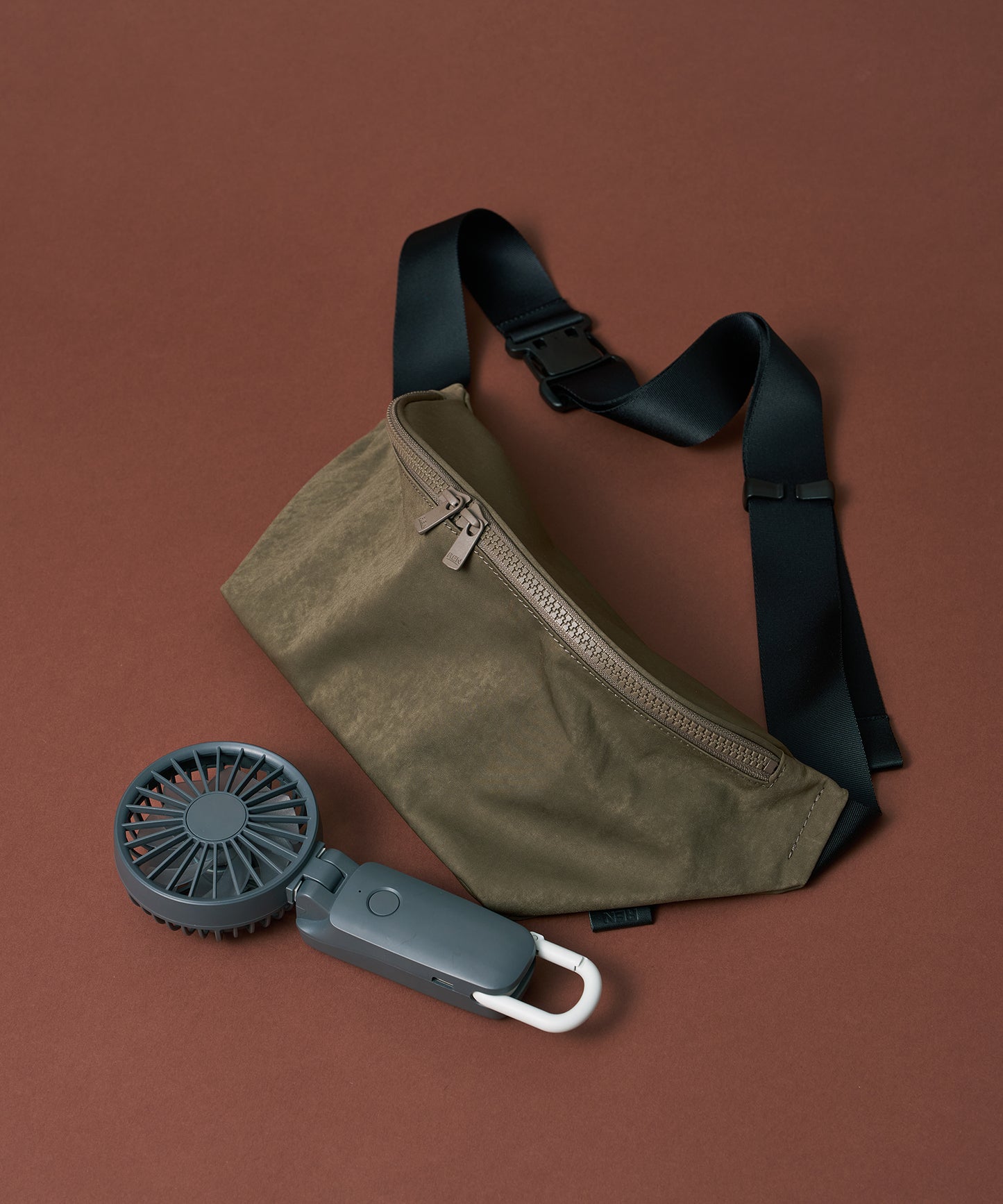 #89《SALE 20%》ウエストバッグ(khaki)/ HD NYLON