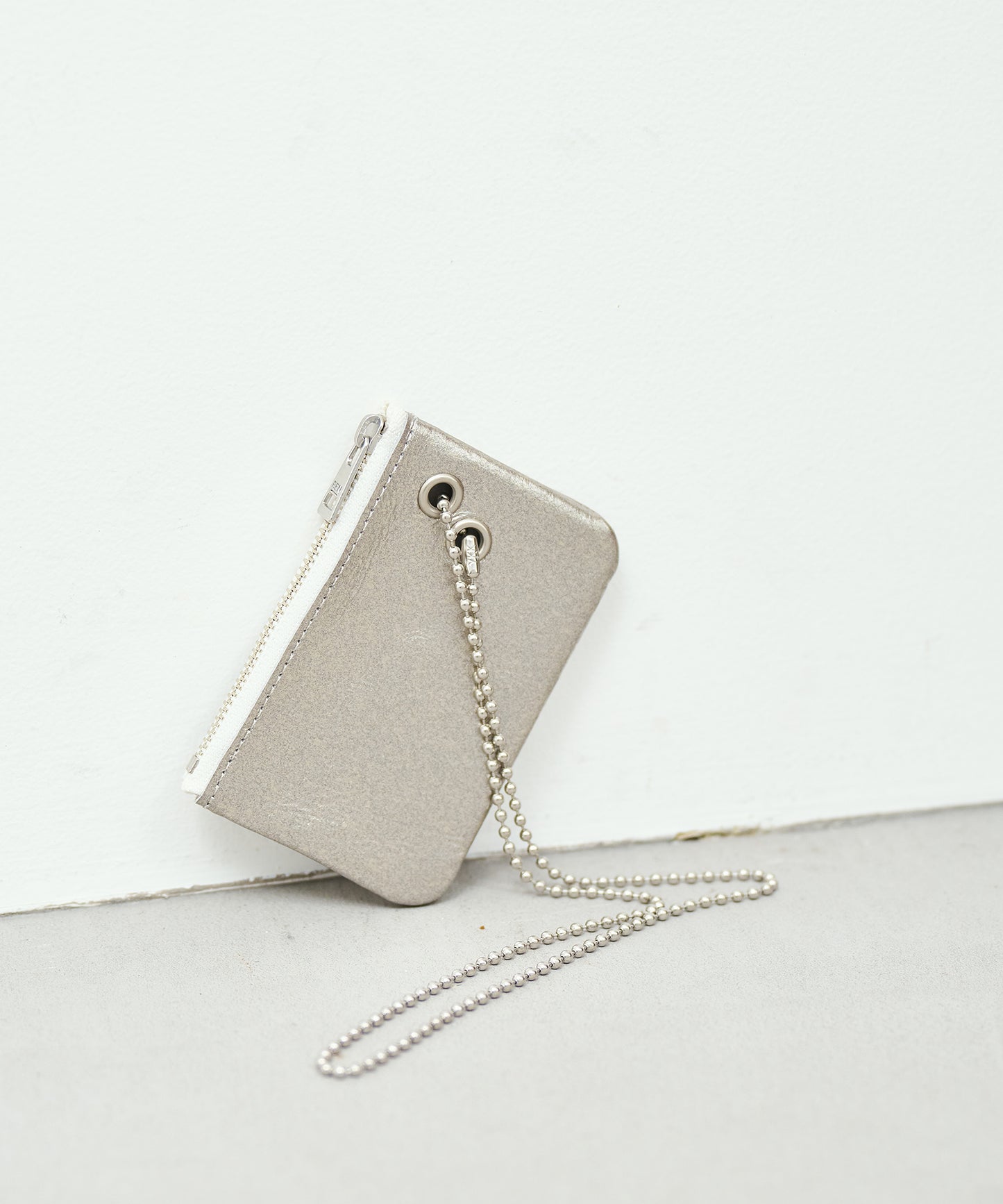 #36/ クラマエポーチ(silver)/ ピッグスキン・ラスラ