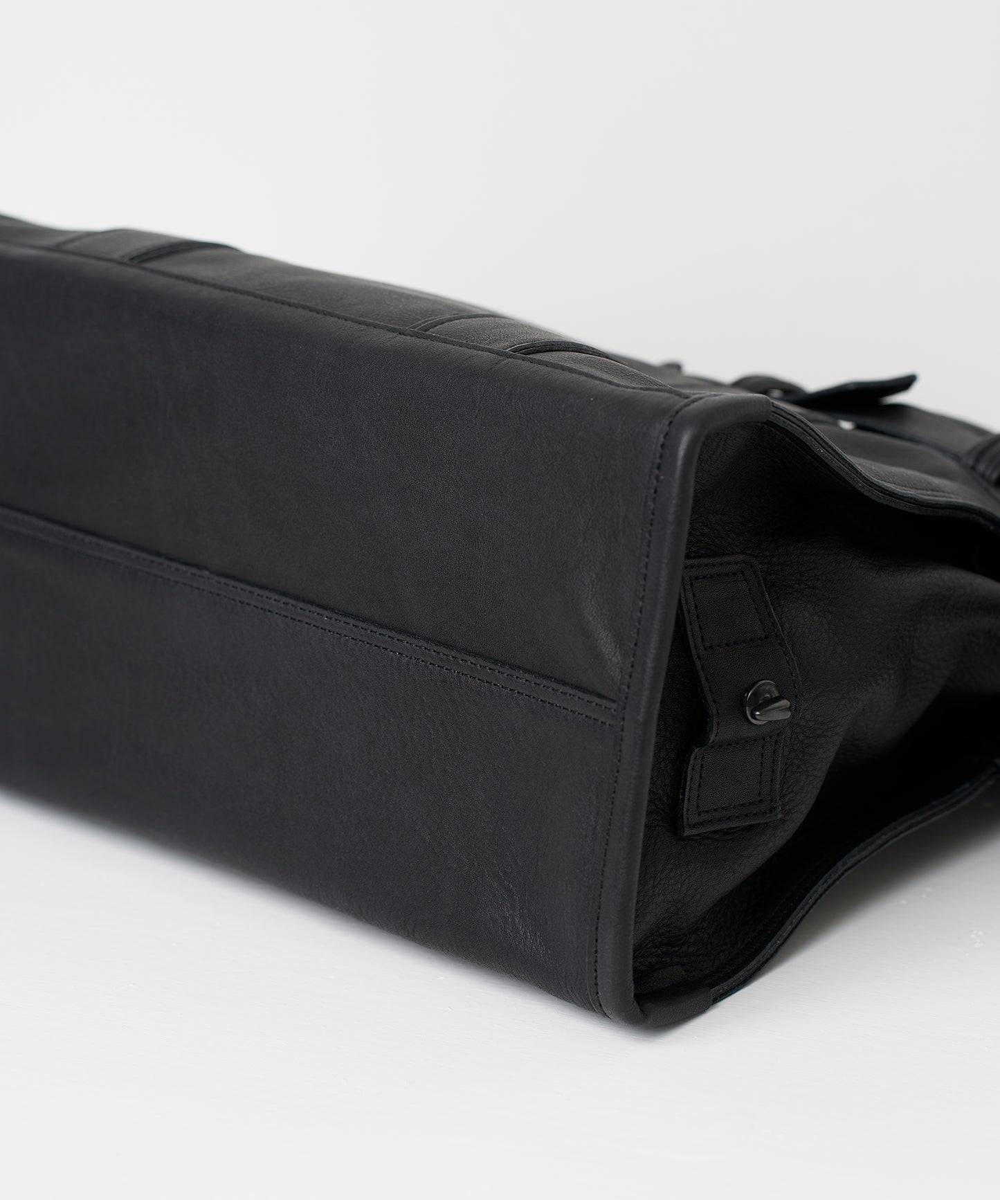 #52/ カデ34(black)/ 牛革・バレンシア