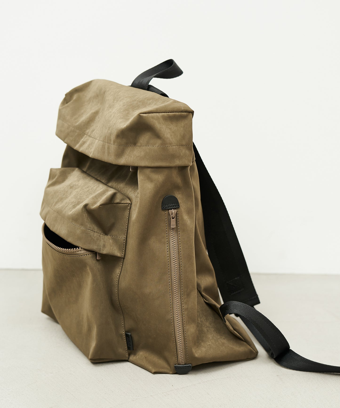#89 / 80's リュック(khaki)/ HD NYLON