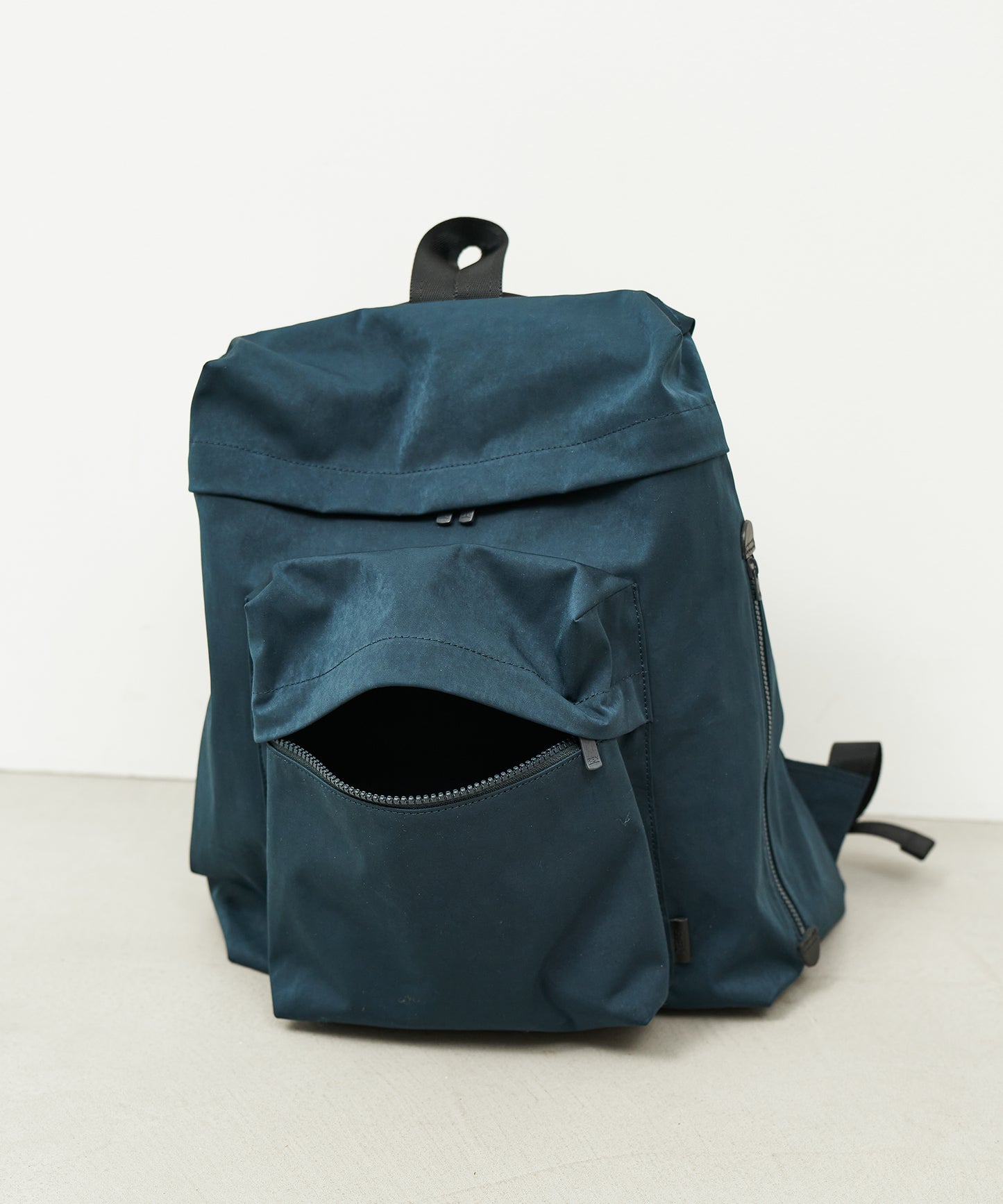 #89《~5/12 10%》80's リュック(navy blue)/ HD NYLON