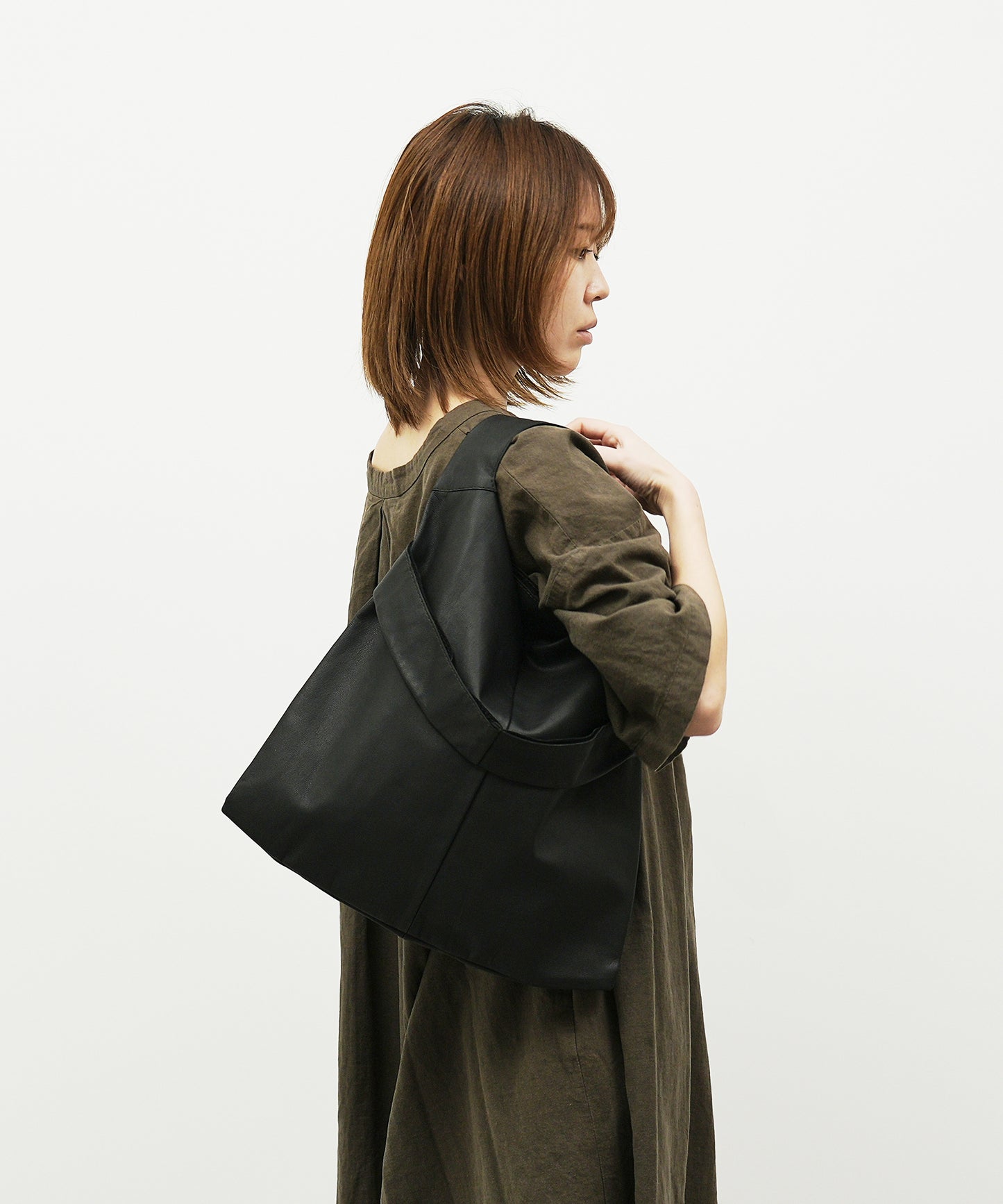 #11/ 2wayレジブクロM(black) / やぎ革・ベアー