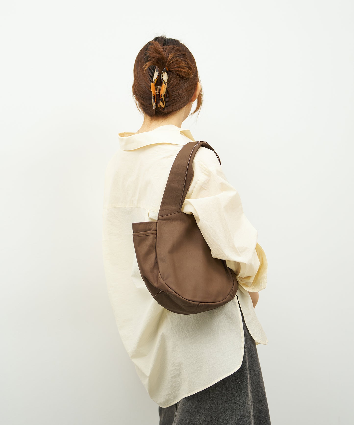 #11《SALE 20%》パンプキンサックS (dark brown) / やぎ革・ベアー