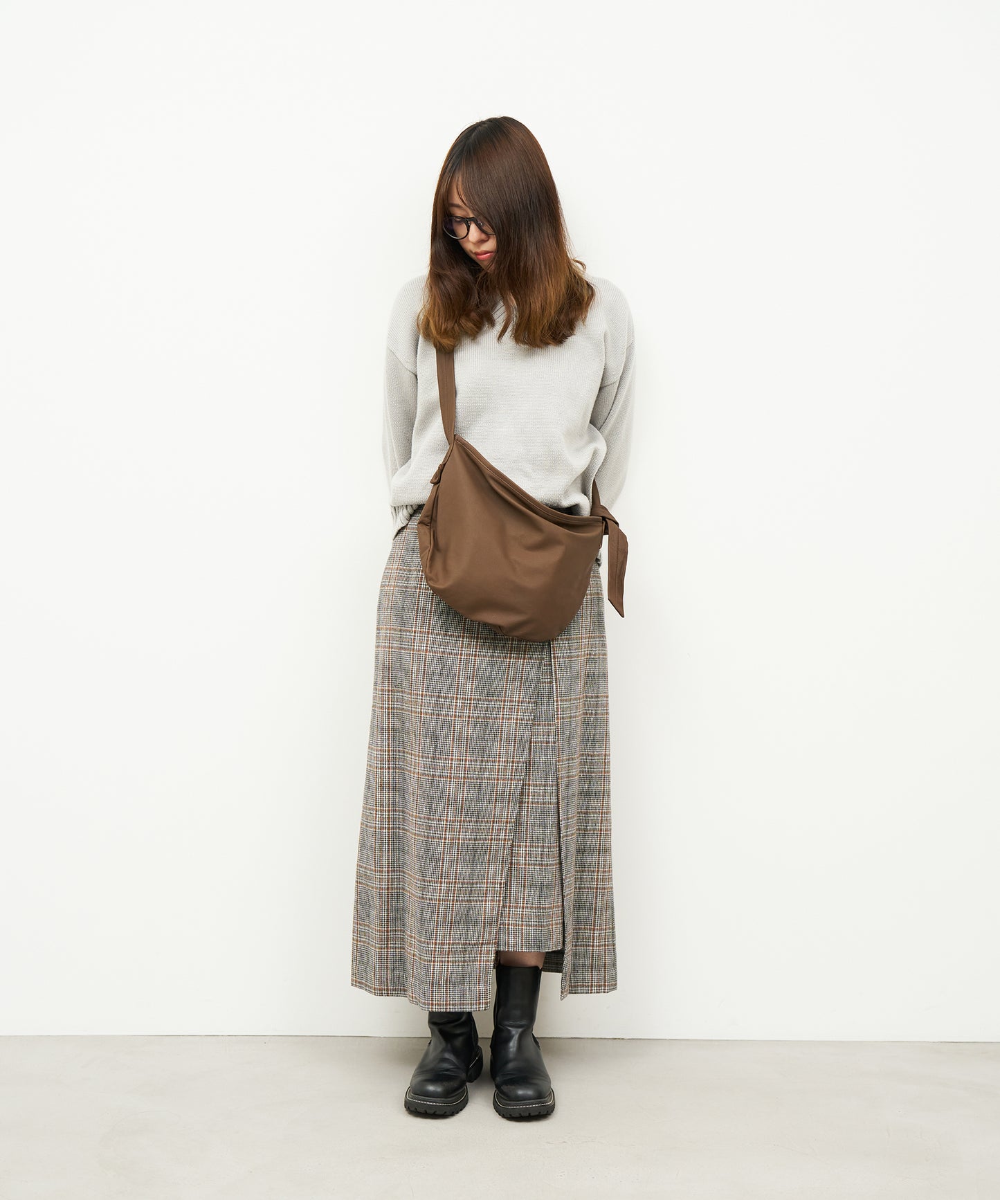 #11 / zipサークルショルダーS (dark brown) / やぎ革・ベアー