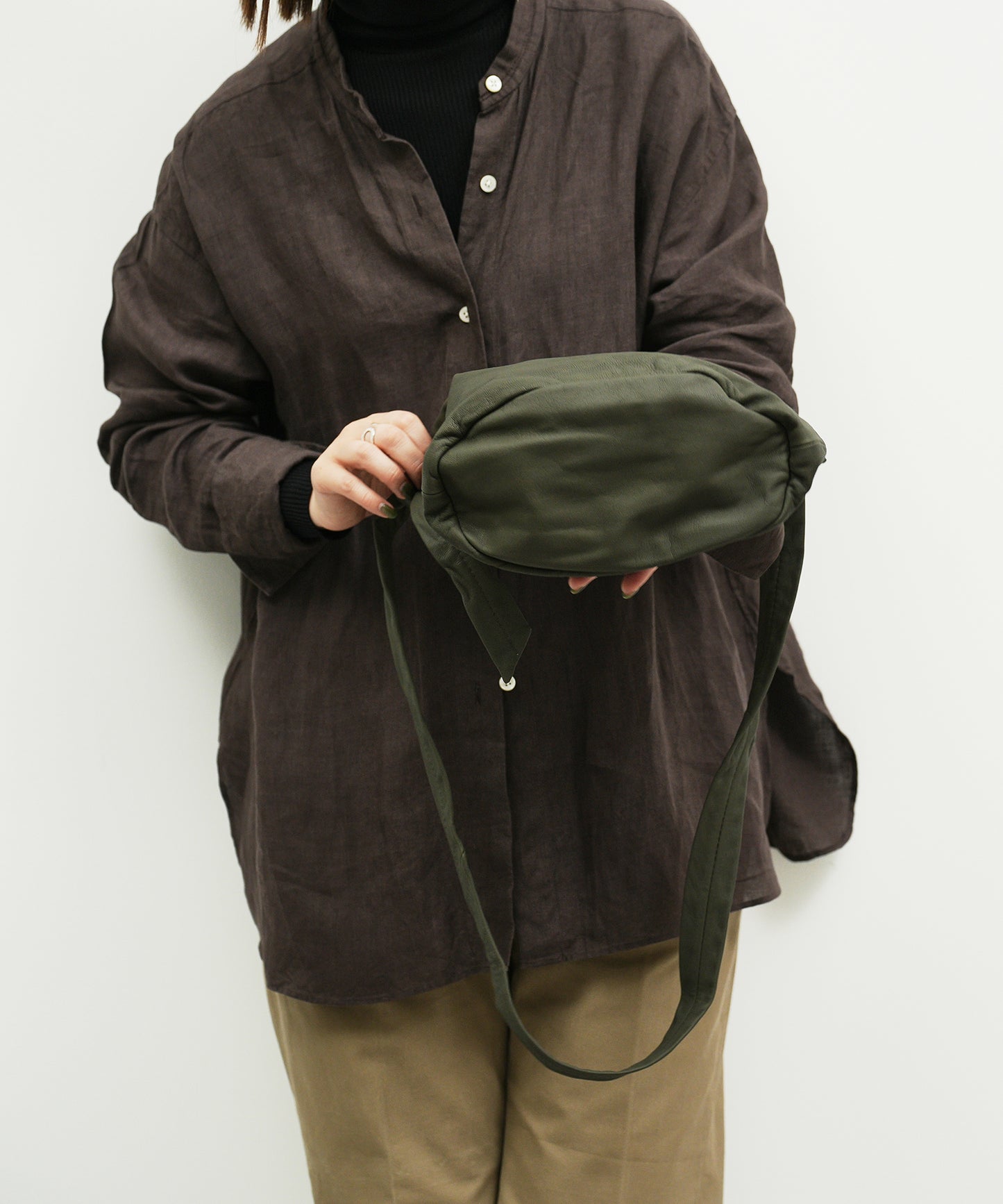olive / 底面