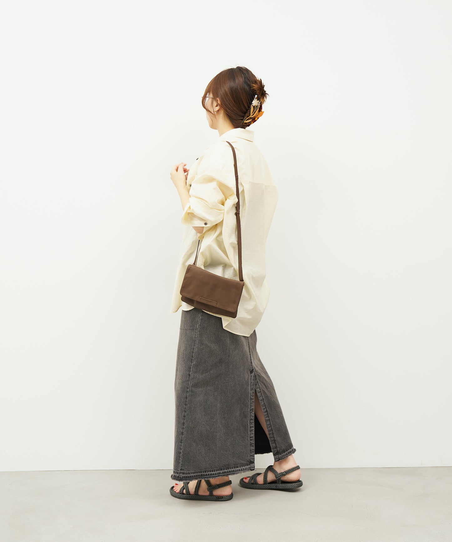 #11《SALE 20%》クラッチショルダー XS (dark brown) / やぎ革・ベアー