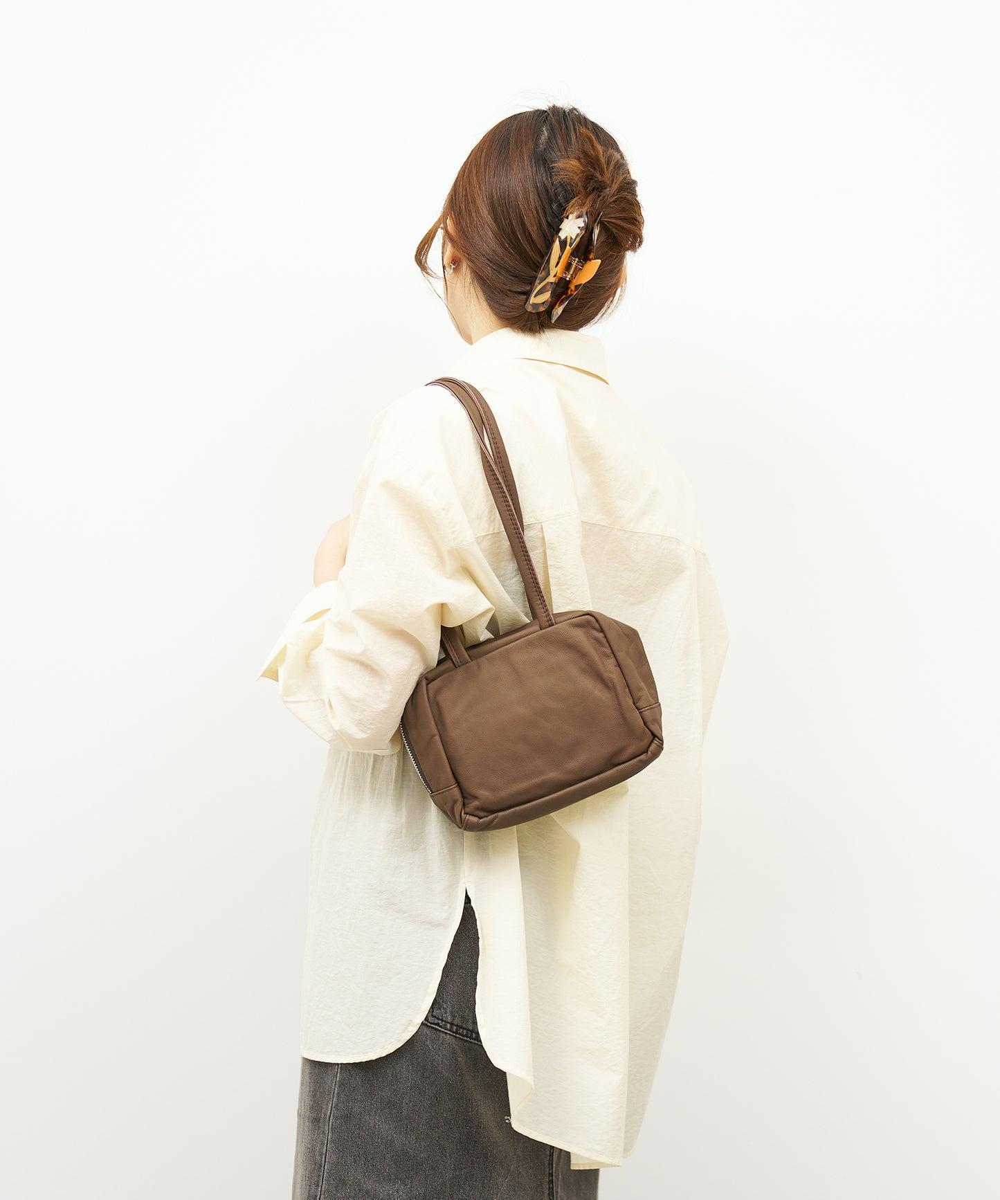 #11《SALE 20%》スラウチーボックスバッグXS (dark brown) / やぎ革・ベアー