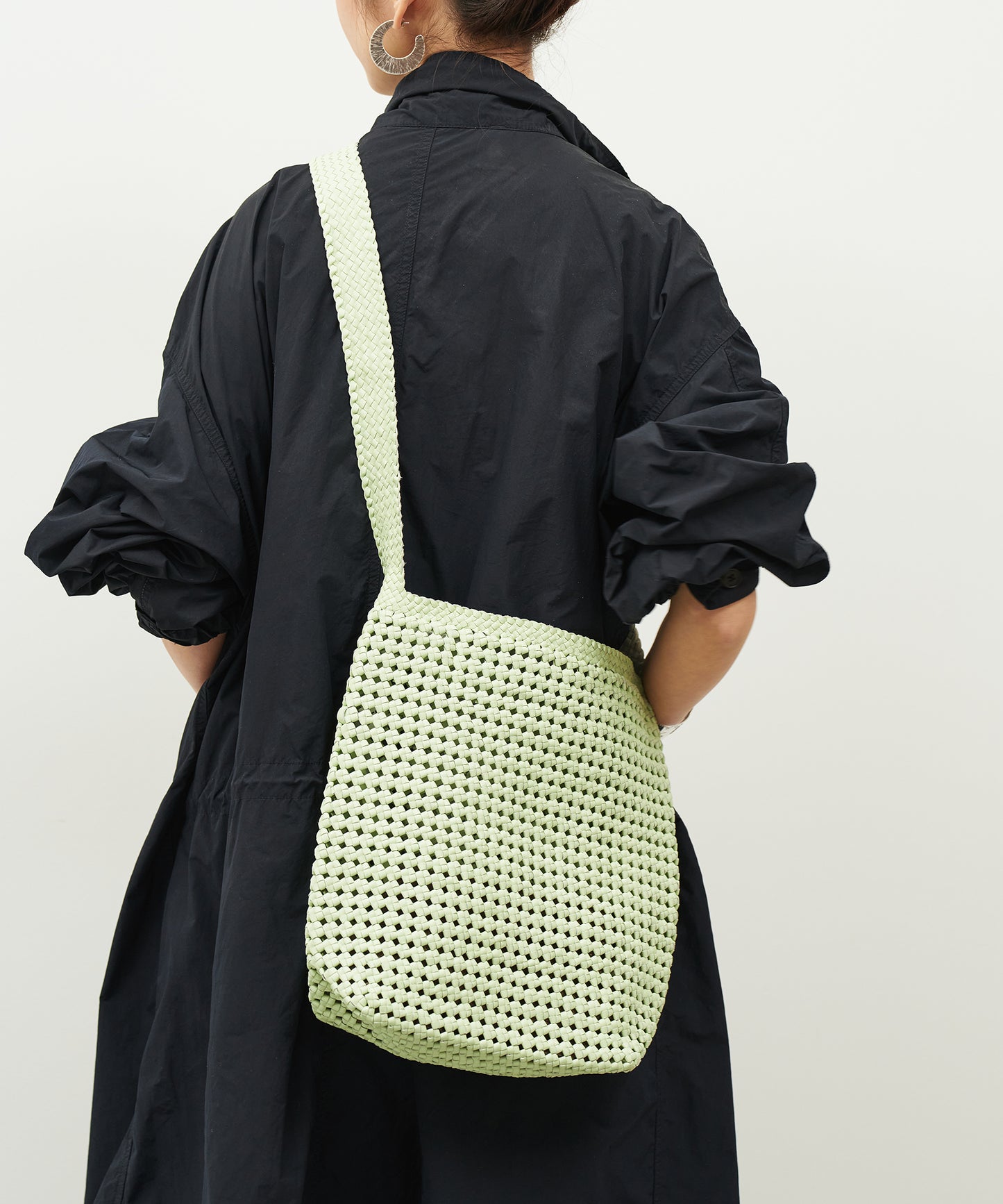#16 / ボックスショルダー(pistachio green)/ やぎ革・ゴートメッシュ