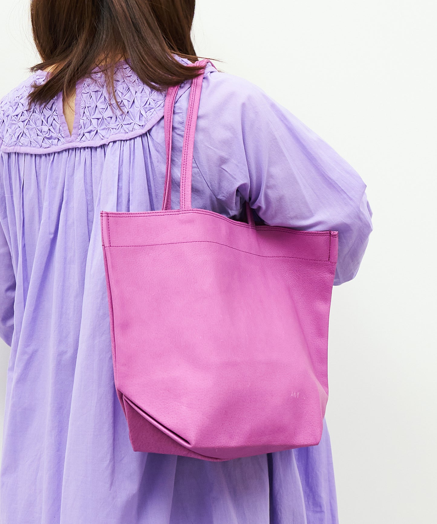 #30/ ランチバッグM(peony purple)/ ピッグスキン・ハリー