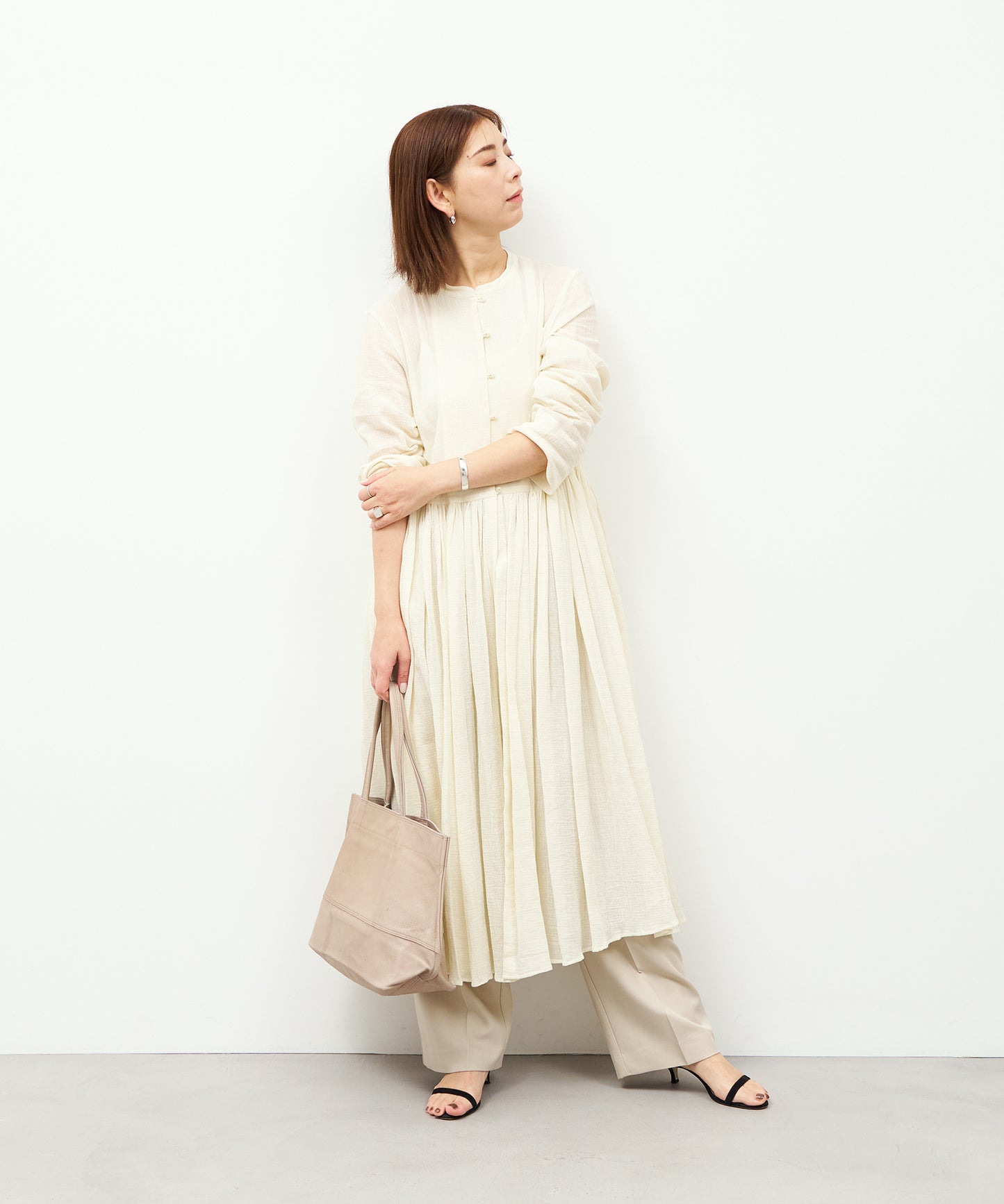 #30/ ワイドトートM(pink beige)/ ピッグスキン・ハリー