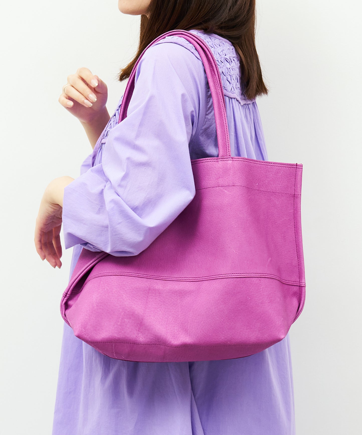 #30/ ワイドトートM(peony purple)/ ピッグスキン・ハリー