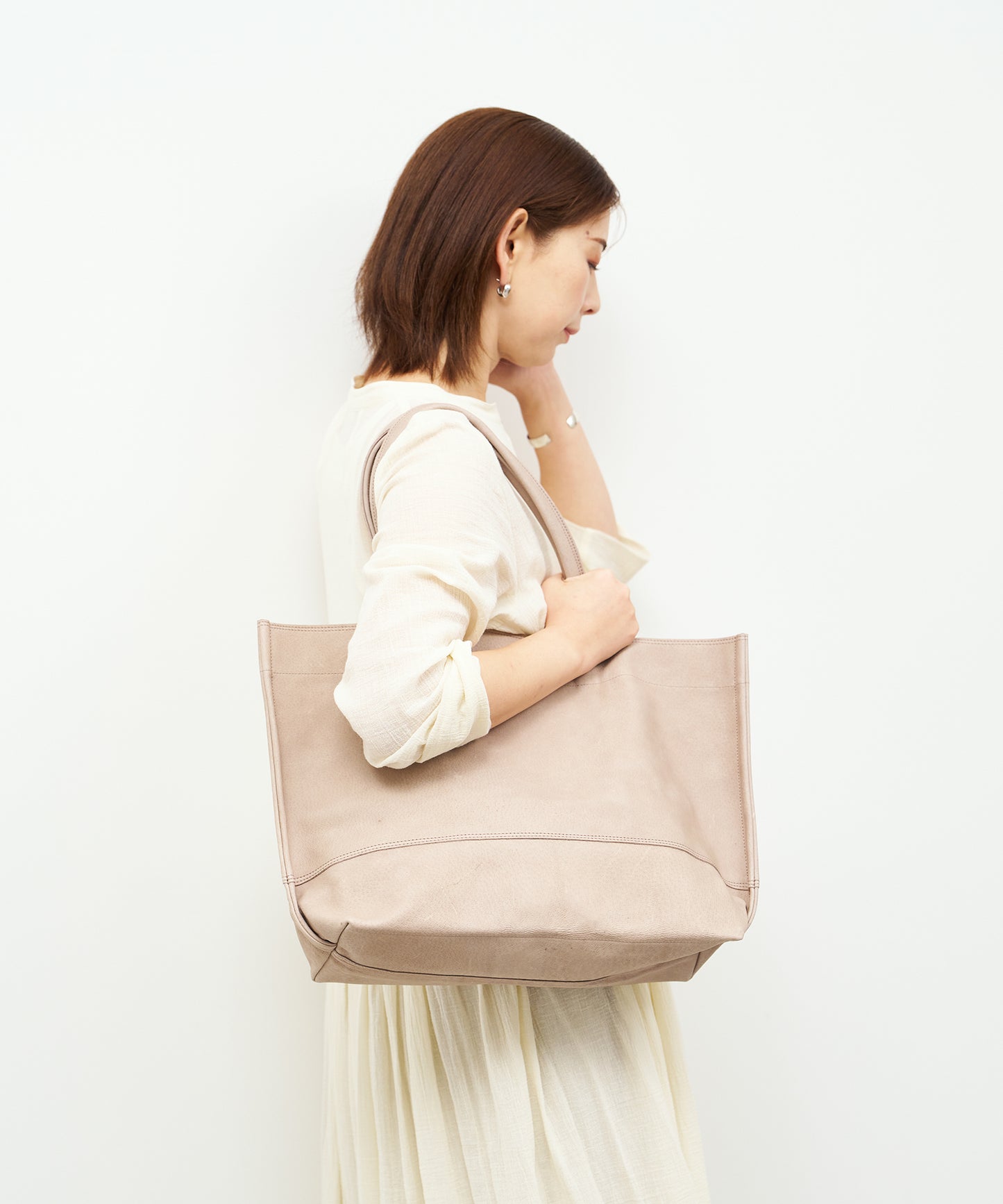 #30/ ワイドトートL(pink beige)/ ピッグスキン・ハリー