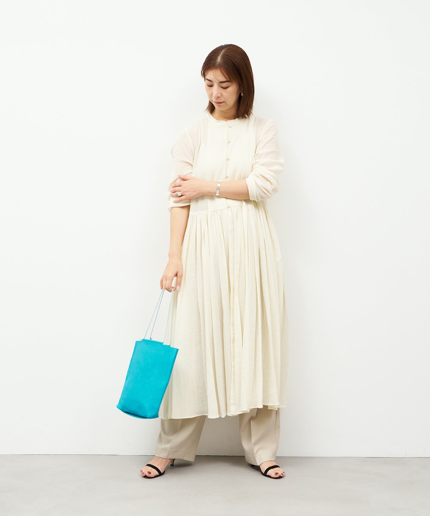 #30《SALE 40%》ミニトート(turquoise)/ ピッグスキン・ハリー