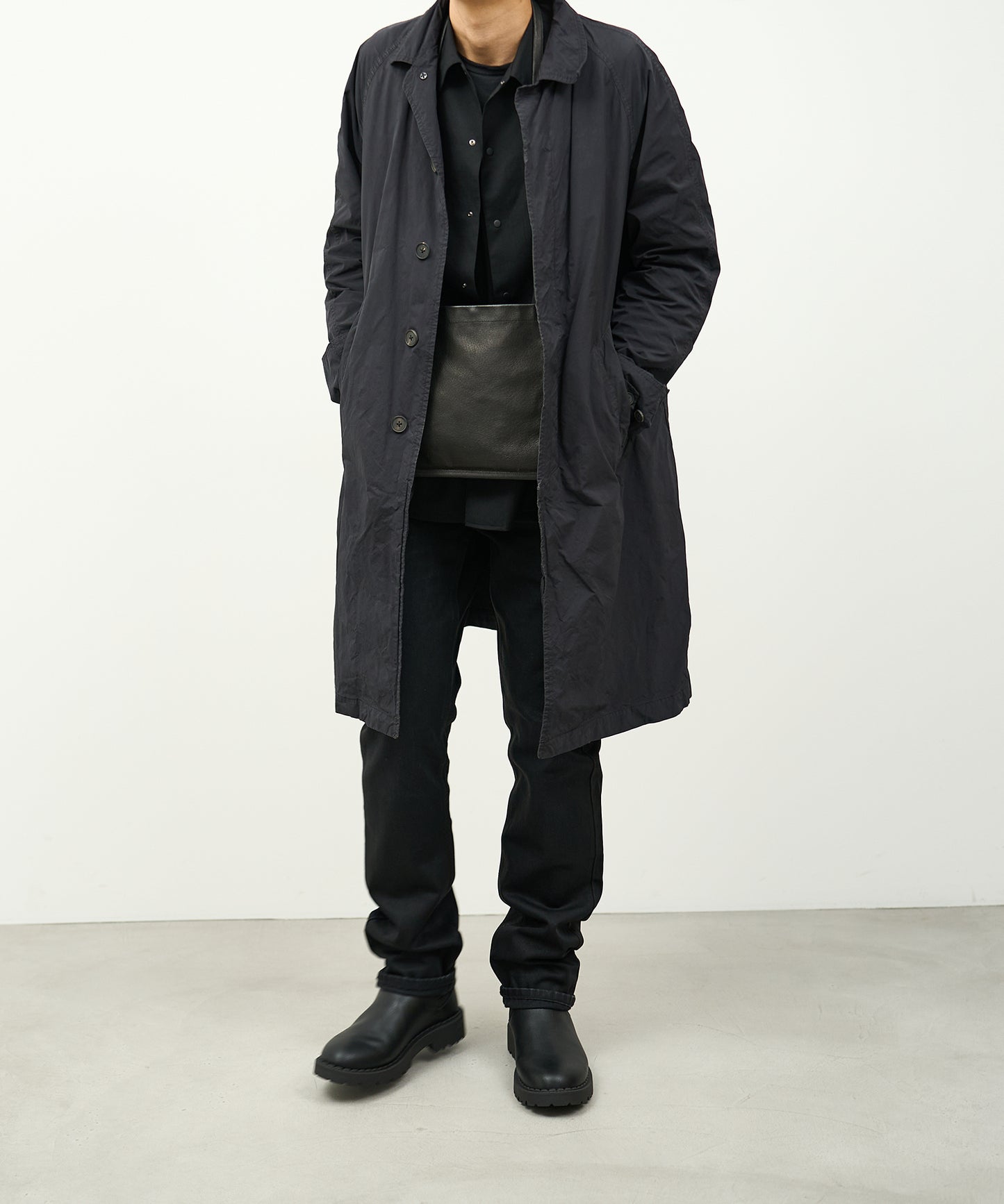 #30/ デイサコッシュ(black)/ ピッグスキン・ハリー