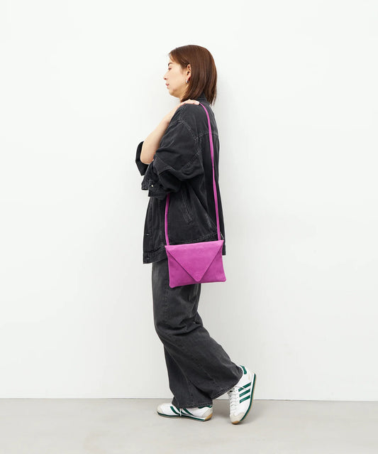#30《SALE 40%》トライアングルフラップ(peony purple)/ ピッグスキン・ハリー