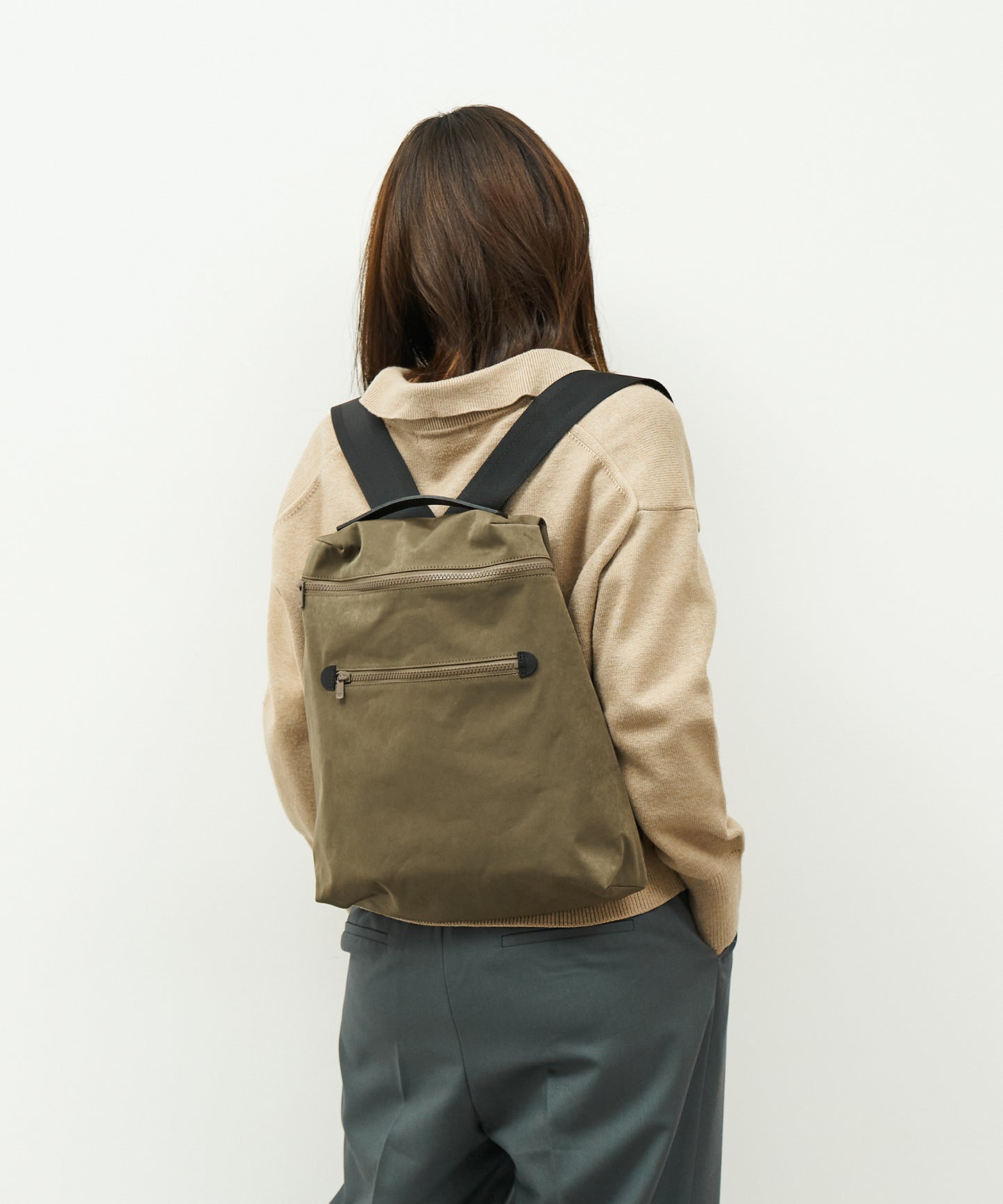 #89《~5/6 10%》フラットリュック(khaki)/ HD NYLON