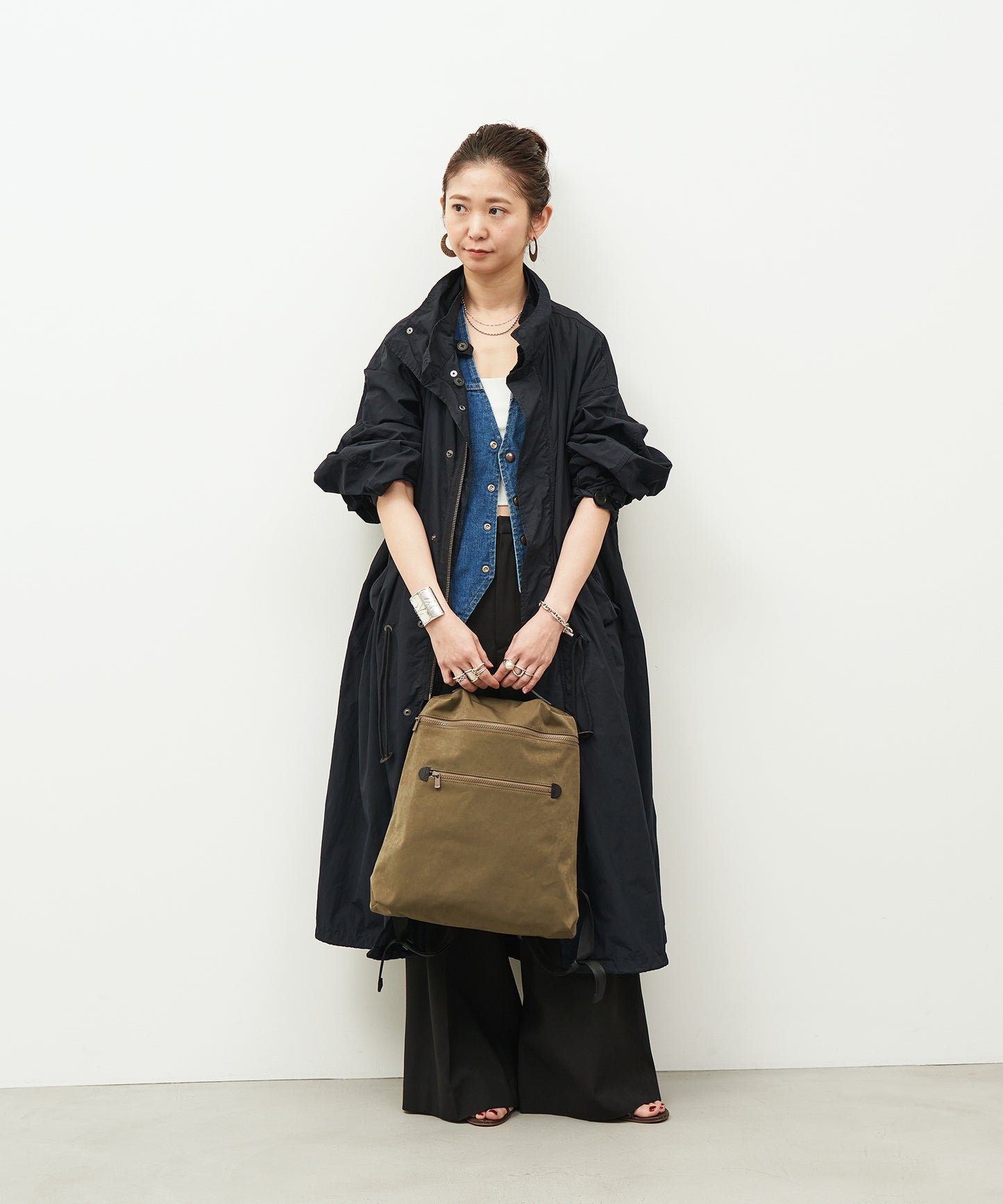 #89《~5/6 10%》フラットリュック(khaki)/ HD NYLON