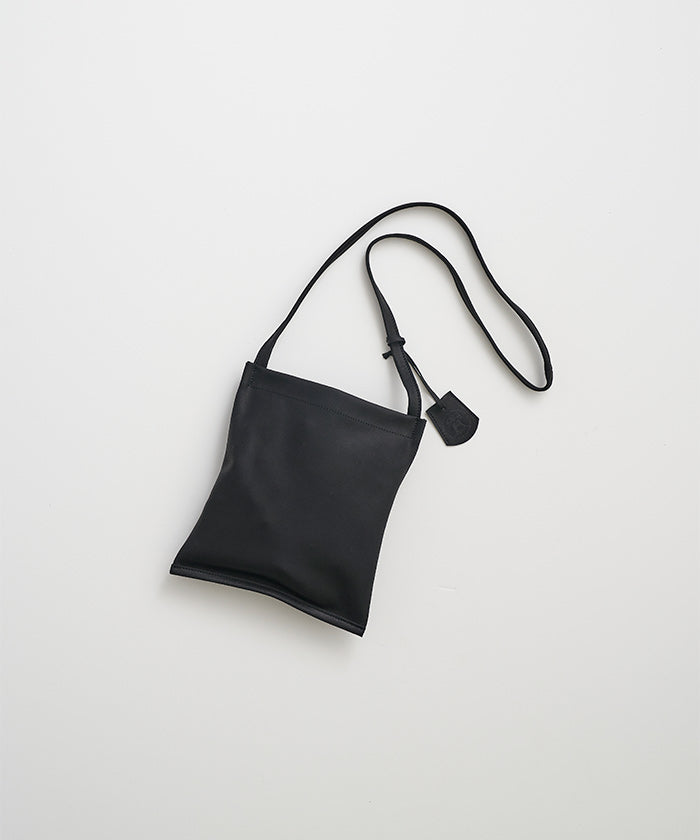 velor black