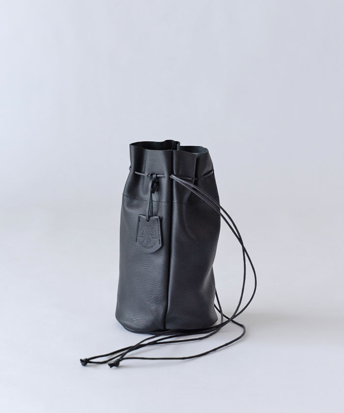 側面(参考:black)