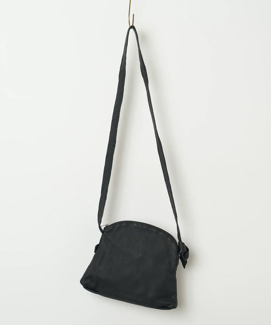 #11《SALE 40%》アーチジップショルダー（black）/ やぎ革・ベアー - REN