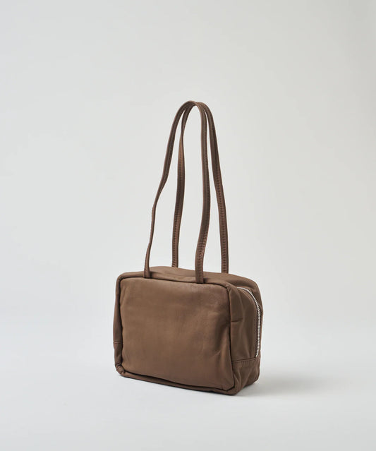 #11《SALE 30%》スラウチーボックスバッグS (dark brown) / やぎ革・ベアー - REN