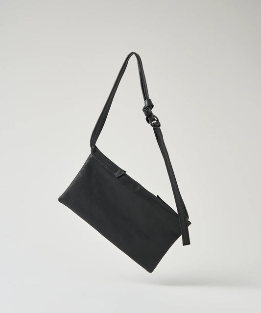 EOS /【店舗】#15《SALE 30%》カイトウエストバッグ(ecru beige)/ やぎ革・スティル - REN