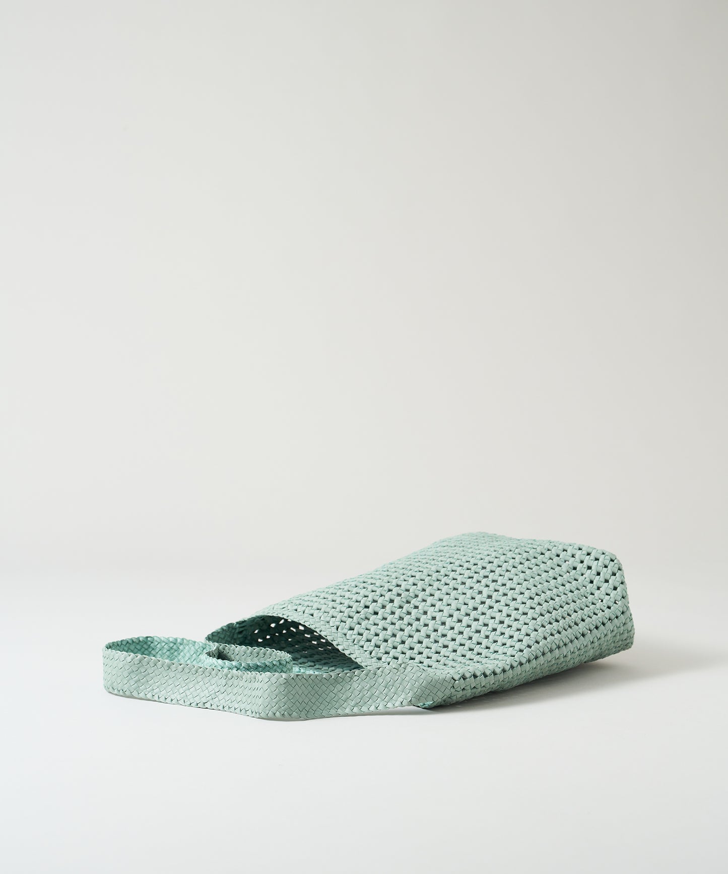 【26SS】#16/ ボックスショルダー（sage green）/ やぎ革・ゴートメッシュ