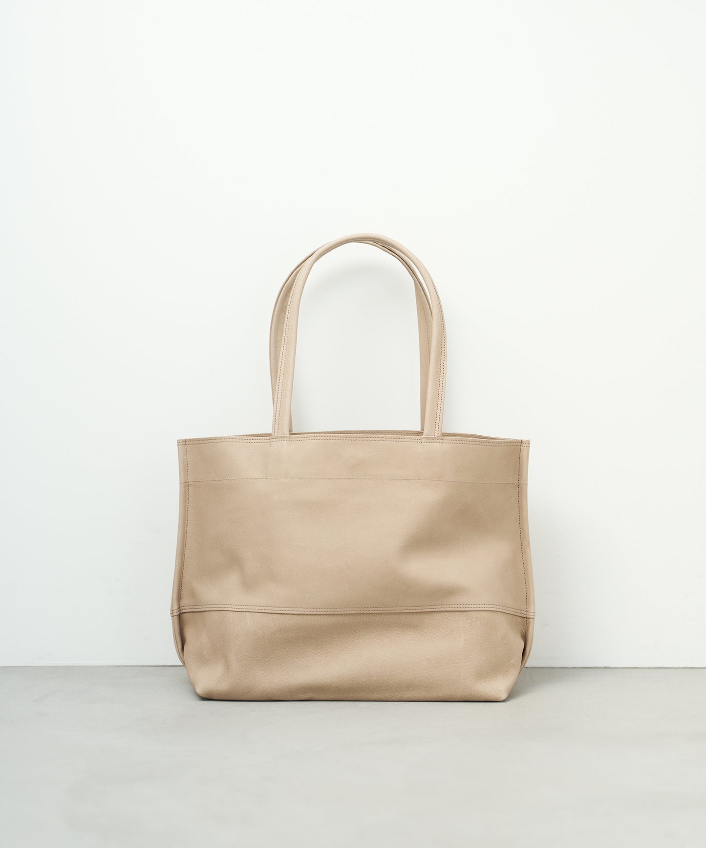 #30/ ワイドトートM（pink beige）/ ピッグスキン・ハリー