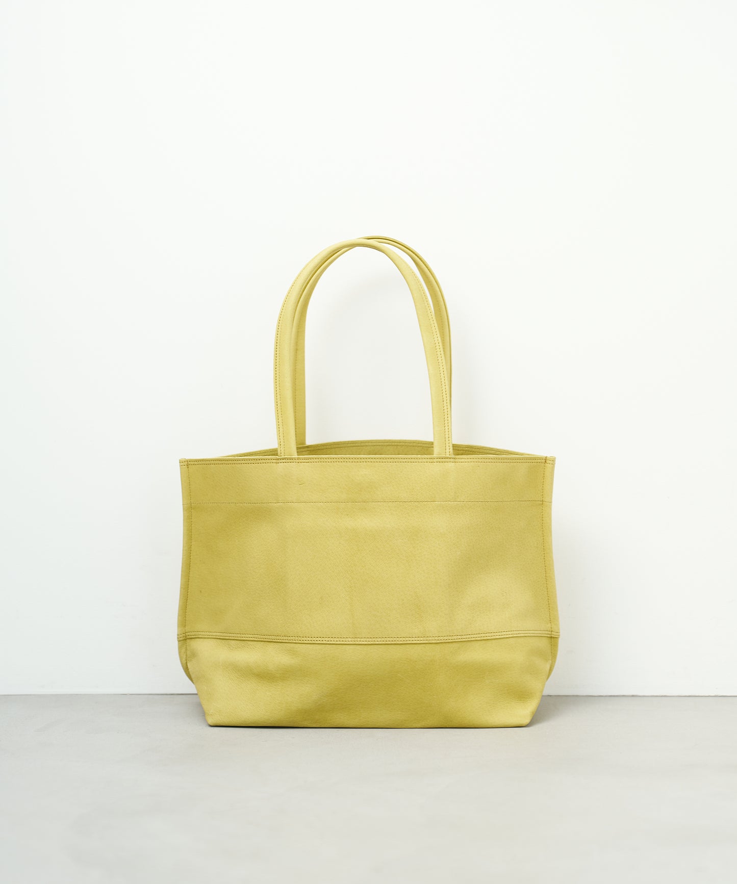 #30/ ワイドトートM（pistachio yellow）/ ピッグスキン・ハリー