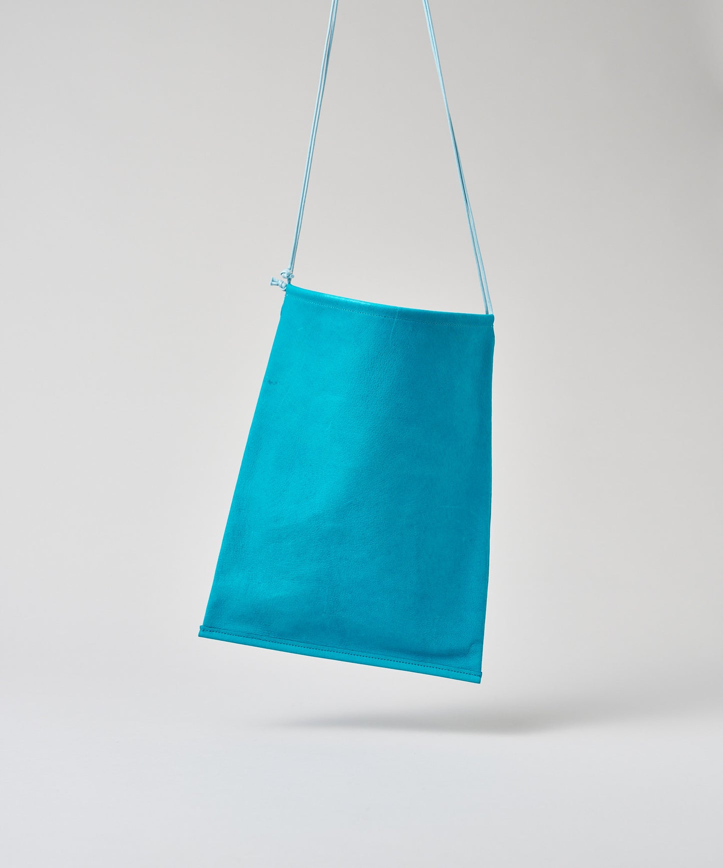 #30《SALE 30%》フラットショルダー（turquoise）/ ピッグスキン・ハリー