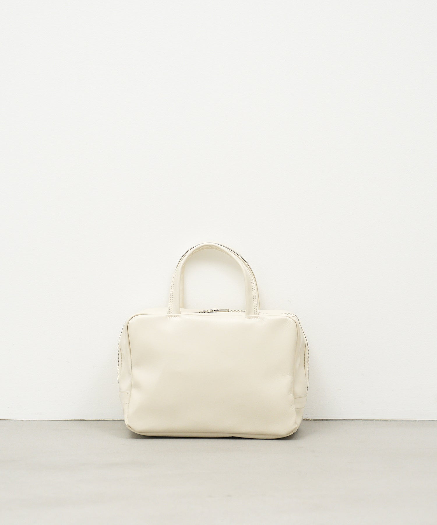 silk white