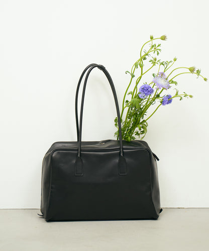 #45/ コンターボストンM（black）/ 牛革・アペルト