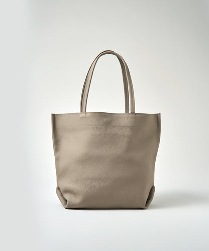 #51b/ ランチバッグM（almond gray）/ 牛革・フィリップ