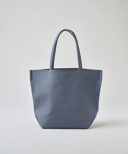 #51b/ ランチバッグM（powder blue）/ 牛革・フィリップ