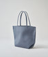 #51b/ ランチバッグM（powder blue）/ 牛革・フィリップ