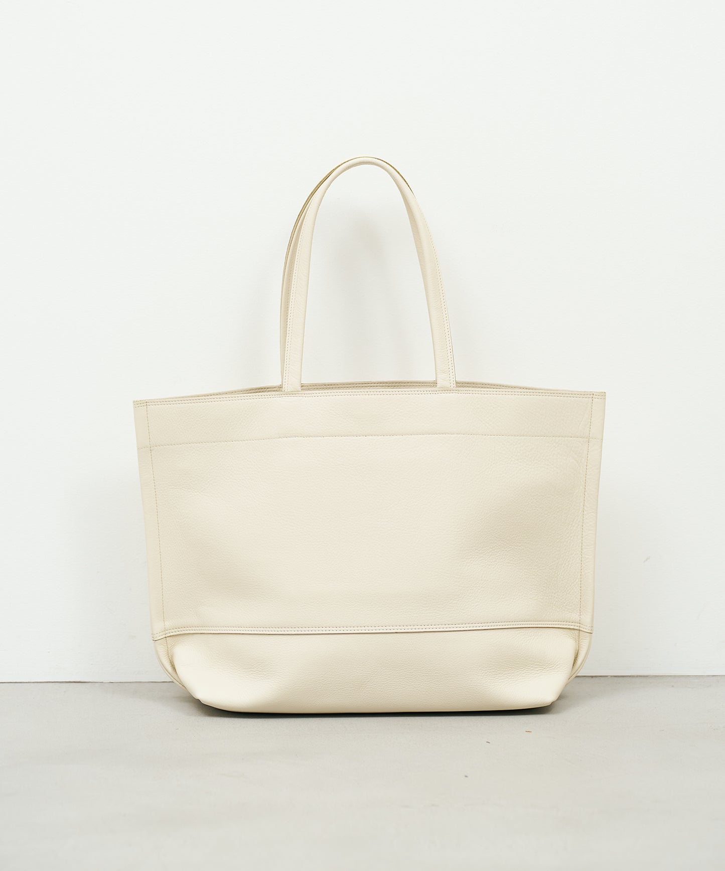 #52b/ ワイドトートL（ivory）/ 牛革・バレンシア