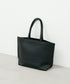 #52b/ ワイドトートL（black）/ 牛革・バレンシア