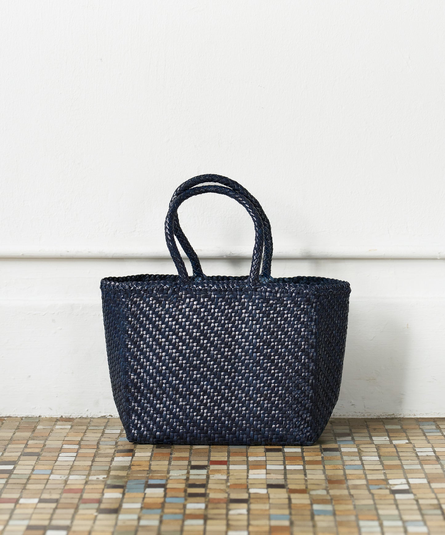 #57/ メルカドトート M（classic navy）/ 牛革・バッファローメッシュ