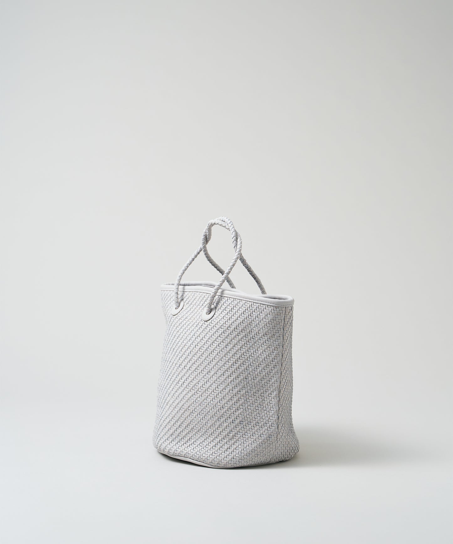 #60/ バスケット（mist gray）/ 羊革・シープメッシュ
