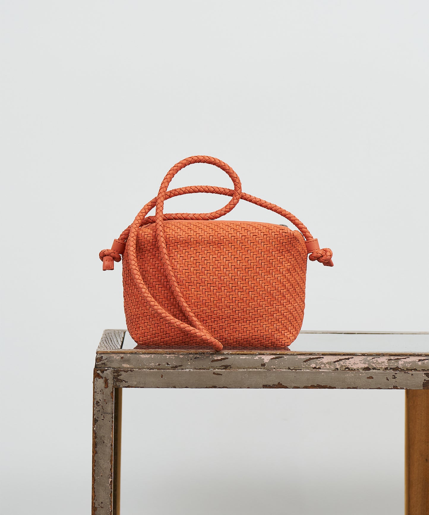 #60/ バレルショルダーS（orange）/ 羊革・シープメッシュ