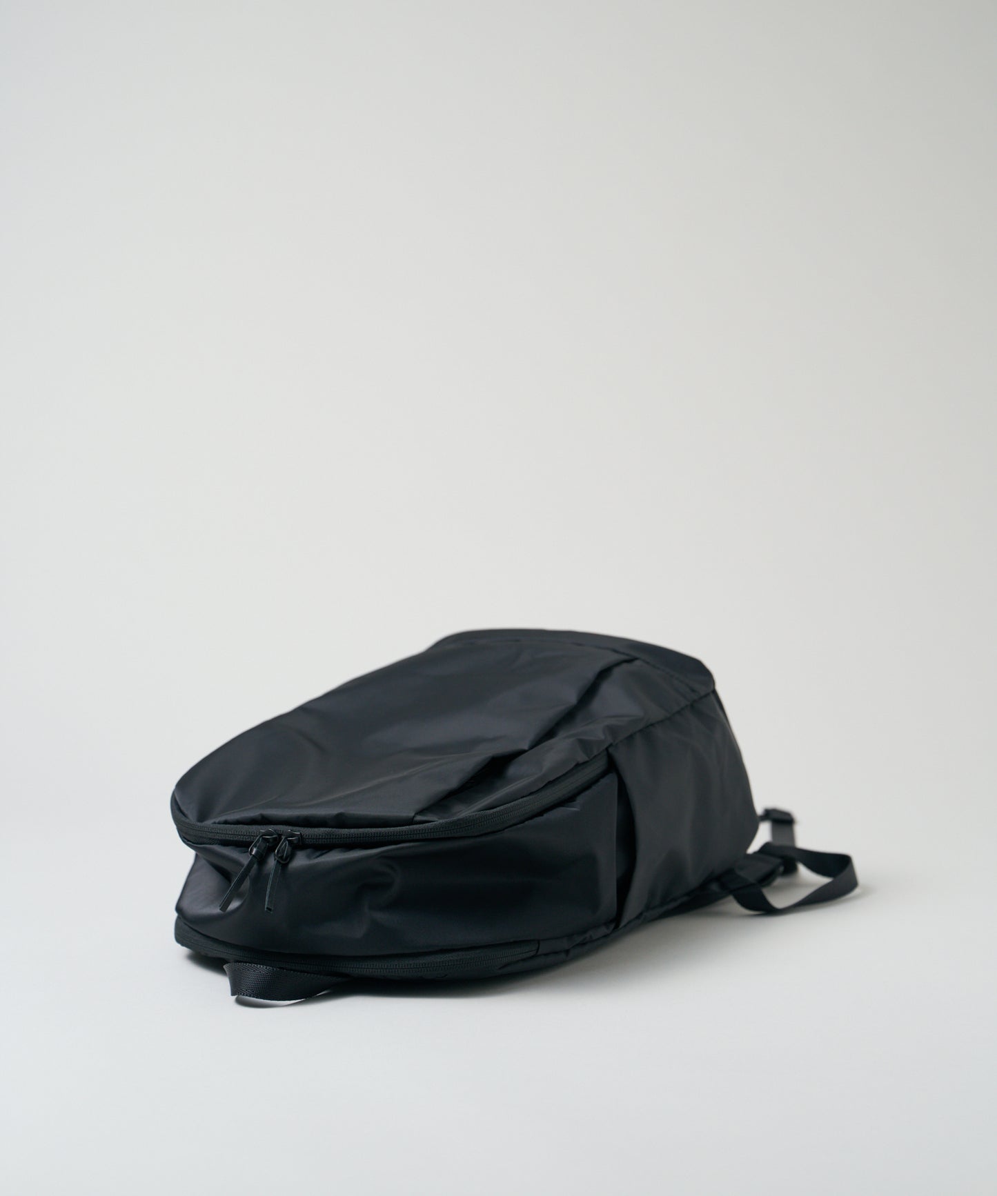 #87/ ライズパック 16L（black）/ Basic Nylon