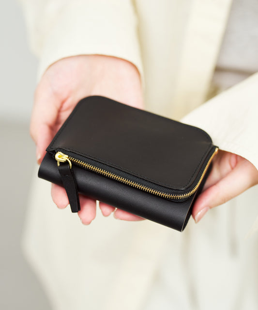 REN パープル　三つ折り財布 REN】《二つ折り財布》優れた収納力とエイジングを楽しむ-高機能牛革財布。