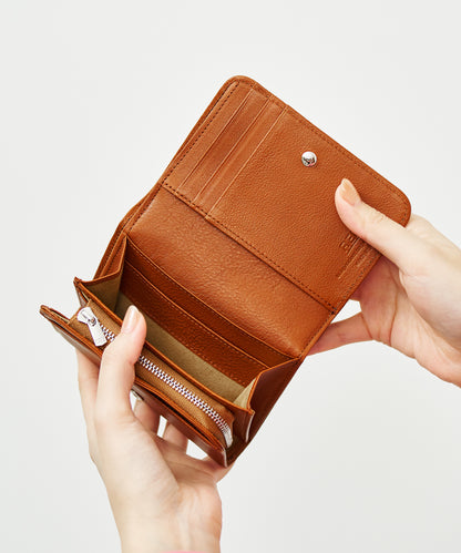 #50《SALE 50%》ポストマンウォレット S（camel） / 牛革・ソラム