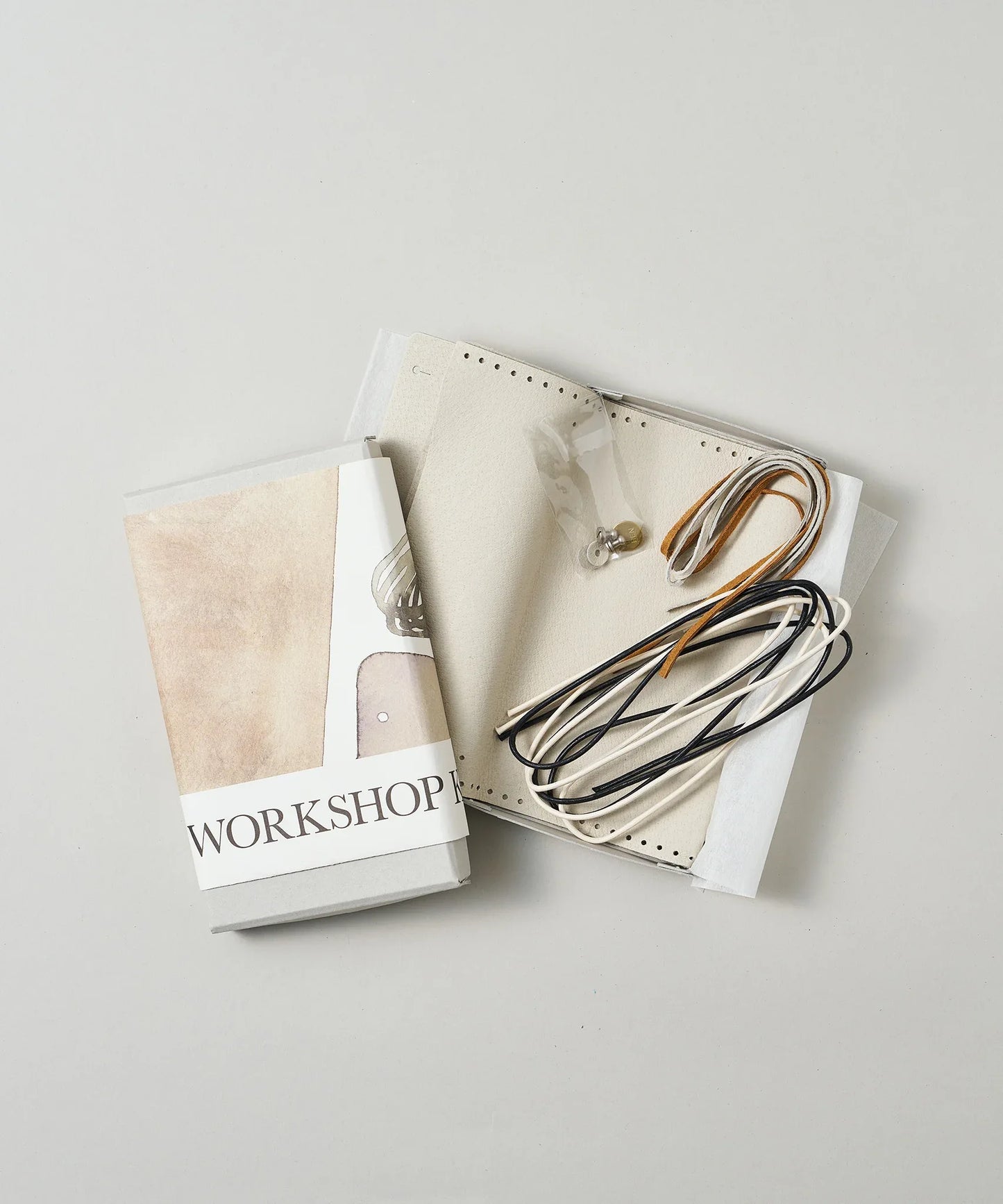 #30/ 結んで作る ポケットショルダー〈oatmeal〉/ WORKSHOPKIT - REN